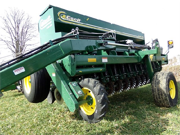 Esch 12′ No-Till Drill Esch 12′ No-Till Drill